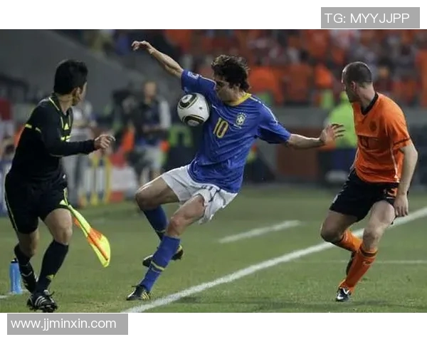 2010年世界杯经典对决回放巴西与荷兰的激烈较量与精彩瞬间