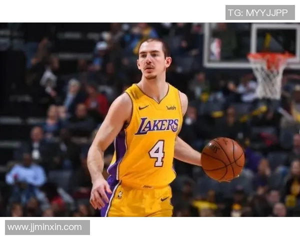 亚历克斯卡鲁索的篮球之路与职业生涯的辉煌成就回顾与展望